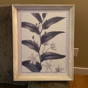 Blue floral wall decor